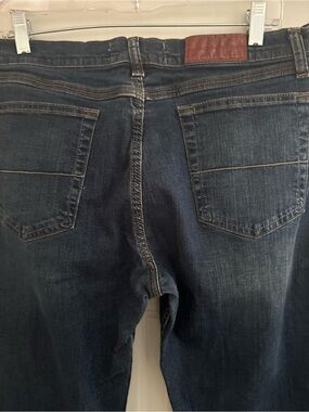 Wrangler Men's Dark Blue Relaxed Denim Jeans